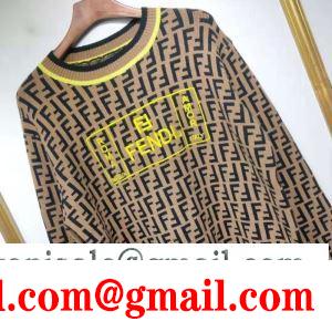 プルオーバーパーカー 寒い季節の王道アイテム  フェンディ 秋冬らしいカジュアルな雰囲気を持つ FENDI 肌寒い季節に欠かせない