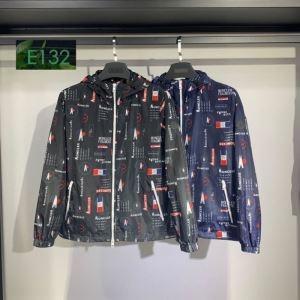 Mùa thu / Mùa đông 2019 Xu hướng mới nhất Moncler Moncler mặc quần áo phù hợp với mùa thu Half Coat 2 Lựa chọn màu sắc mùa thu / Mùa đông