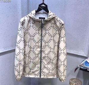 Thực phẩm với Valentino Valent...