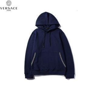Versace Versace Parker 2019 A Fall / Winter Essentials tọa độ mùa đông cũng làm cho chúng thanh lịch _ Versace Versace_ Thương hiệu giá rẻ 