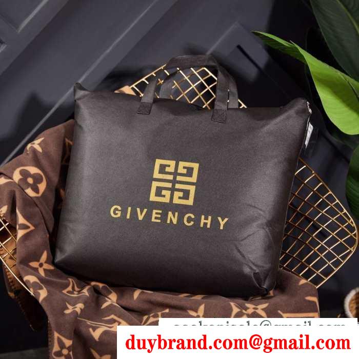 2019秋冬におすすめ着こなし ジバンシー givenchy 寝具4点セット この秋で旬のスタイルを楽しむ