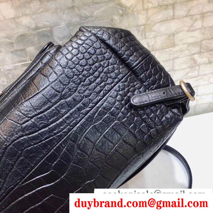今年の秋冬のトレンドも意識  chanel リュック 3色可選 2019秋冬におすすめ着こなし