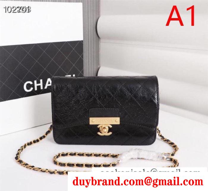 2019秋冬におすすめ着こなし 冬ファッションと相性抜群  chanel 斜め掛けバッグ 多色可選