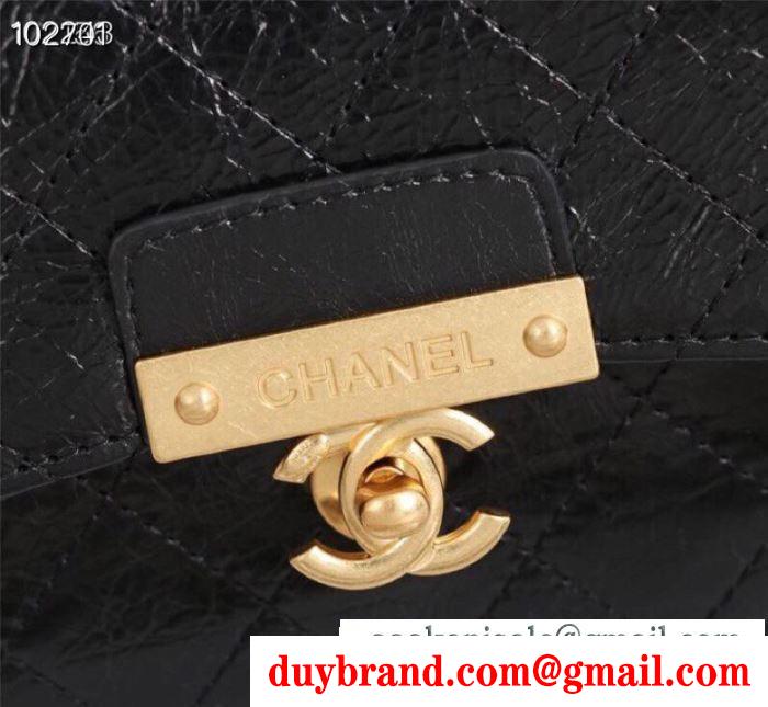 2019秋冬におすすめ着こなし 冬ファッションと相性抜群  chanel 斜め掛けバッグ 多色可選