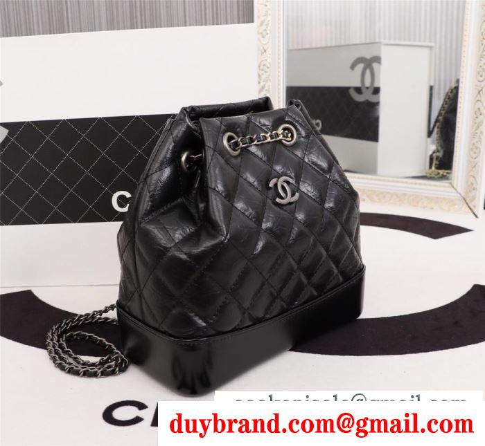 秋冬にぴったりトレンドな着こなし  chanel リュック 多色可選 2019秋冬の必需品