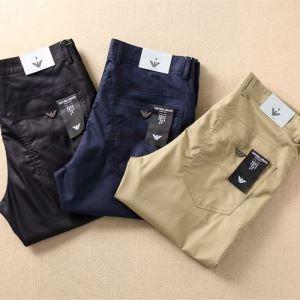 Armani Mùa thu / Mùa đông 2019 Xu hướng mới nhất Armani mặc quần áo vào mùa thu này, lựa chọn màu 3 -Color có thể dễ dàng trở thành sự thật đối với kiểu dáng sành điệu