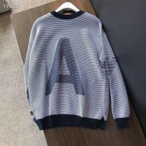 Pullover Parker dễ dàng nhận thức về bầu không khí mùa thu và mùa đông về xu hướng mùa thu và mùa đông của Armani