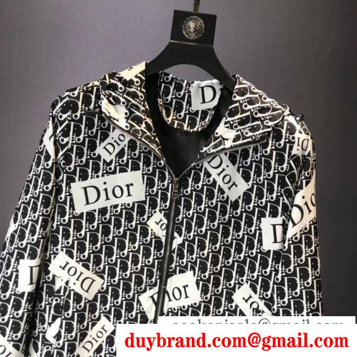 簡単にコーデをおしゃれに演出  ディオール DIOR 普段使いもオフィスもOK ハーフコート 簡単に秋冬の雰囲気を演出
