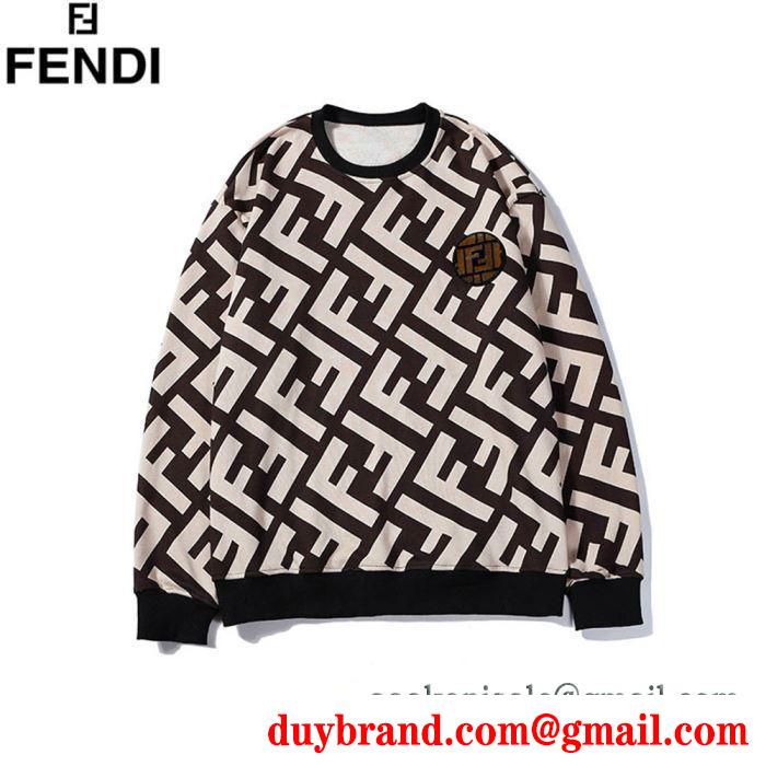 秋冬にぴったりトレンドな着こなし フェンディ 今シーズンもトレンド感溢れたコーデ FENDI 秋先取りコーデを楽しもう プルオーバーパーカー