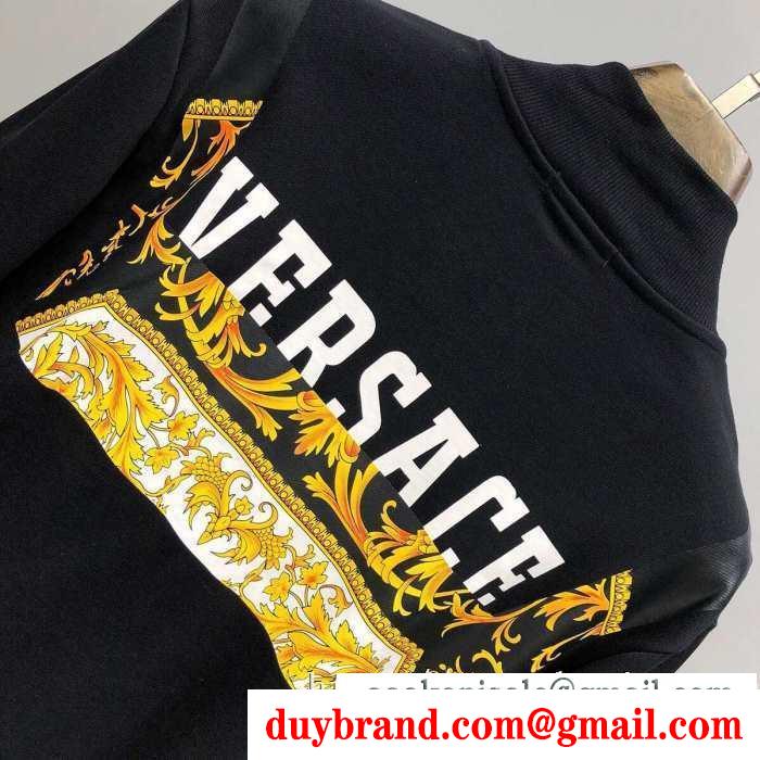 2019秋冬におしゃれな着こなし 今回の秋冬に欲しいスタイル ヴェルサーチ versace ブルゾン 2色可選