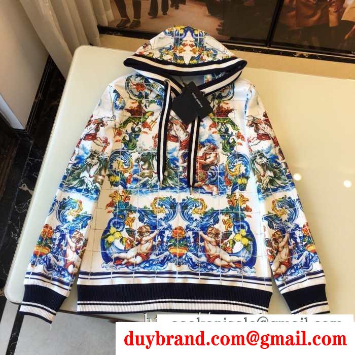 2019秋冬におすすめ着こなし ふんわりまとって暖かお洒落 ドルチェ＆ガッバーナ dolce&gabbana 上下セット