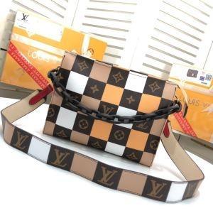 Túi đeo chéo Louis Vuitton 2019 Mùa thu / Mùa đông 2019 Autumn LV Siêu cấp 