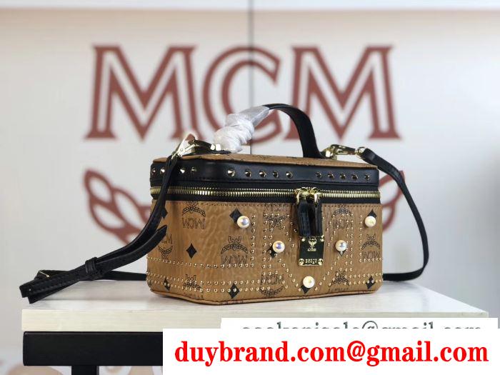 2019秋冬におすすめ着こなし エムシーエム mcm ハンドバッグ 4色可選 秋冬っぽいスタイルを作り出す
