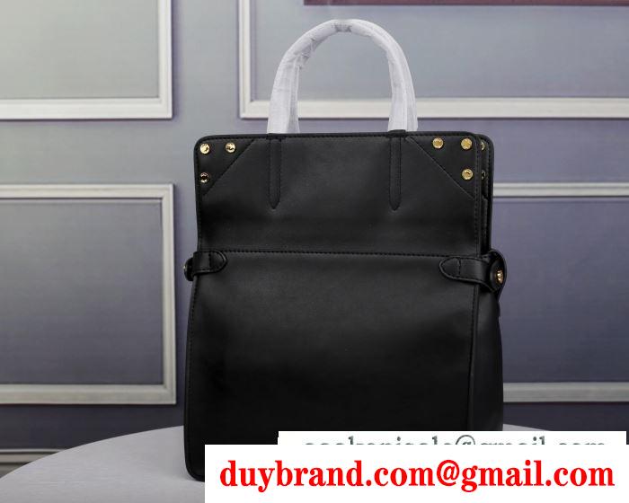 2019秋冬におしゃれな着こなしフェンディ fendi 斜め掛けバッグ 多色可選 冬ファッションの定番