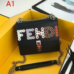 Fendi Fendi Fendi Fendi Túi treo đường chéo 3 Lựa chọn màu 2019 Mùa thu / Mùa đông cần thiết _ Fendi Fendi_ Thương hiệu giá rẻ (lớn nhất )