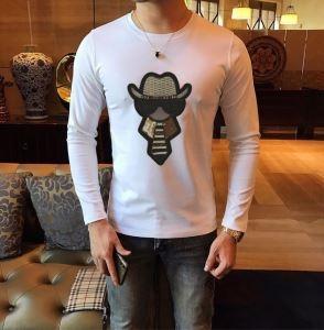 Một phong cách đẹp fendi fendi...