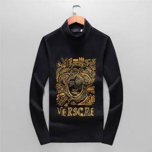 Long -sleeved t -shirt Versace...