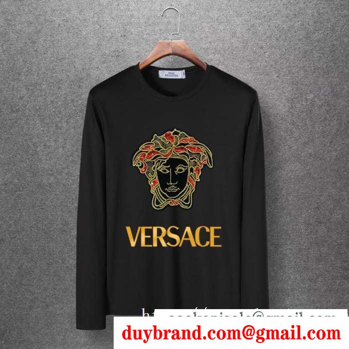 冬コーデが華やぐ本命 2019秋冬におすすめ着こなし ヴェルサーチ versace 長袖tシャツ 4色可選