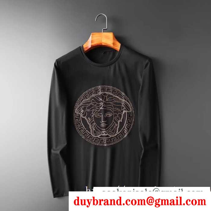 季節感溢れる秋らしいコーデ 2019秋冬の必需品 ヴェルサーチ versace 長袖tシャツ 2色可選