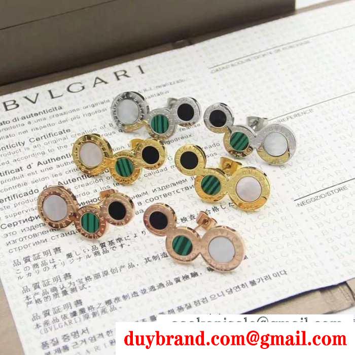 ピアス 寒い季節の王道アイテム ブルガリ BVLGARI 秋冬らしいカジュアルな雰囲気を持つ 3色可選 華やかに魅せる秋冬コーデ