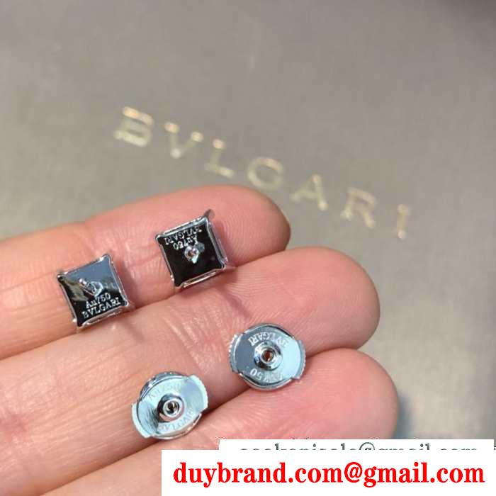 ピアス 秋めいたコーデに仕上げる  ブルガリ 冬ファッションコーデの幅も広がる BVLGARI 真冬でおしゃれに着こなす