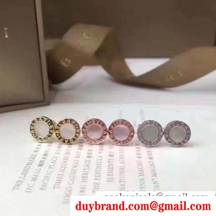 ブルガリ 秋冬ナチュラルコーデに大活躍 BVLGARI おしゃれさんに近づける  ピアス  3色可選 秋冬にきちんと感も漂うはスタイリング