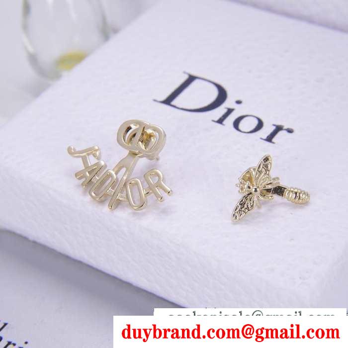 秋のこなれカジュアルを思う  ディオール 今年の秋冬のトレンドも意識 DIOR 寒い季節を彩るアイテム ピアス