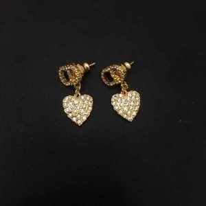 Dior Wear Power nhưng hấp dẫn ...
