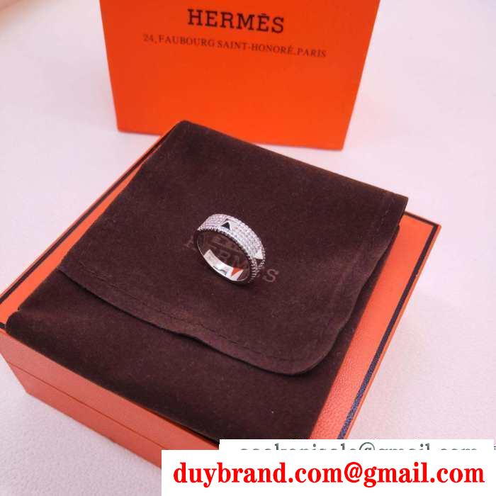 冬コーデの名脇役 エルメス hermes 寒い季節の王道アイテム リング/指輪 秋冬らしいカジュアルな雰囲気を持つ
