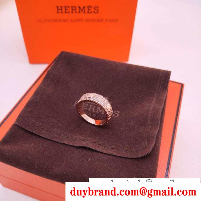 冬コーデの名脇役 エルメス hermes 寒い季節の王道アイテム リング/指輪 秋冬らしいカジュアルな雰囲気を持つ