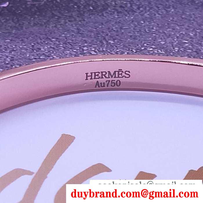 冬コーデの名脇役 エルメス hermes 寒い季節の王道アイテム リング/指輪 秋冬らしいカジュアルな雰囲気を持つ