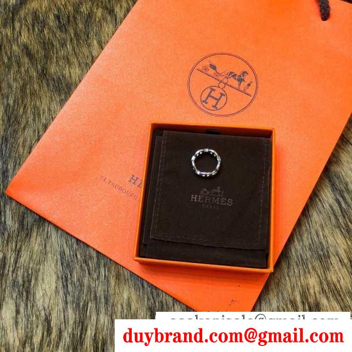 落ち着いたコーデが楽しもう エルメス 2019秋冬におすすめ着こなし hermes 簡単にコーデをおしゃれに演出 リング/指輪