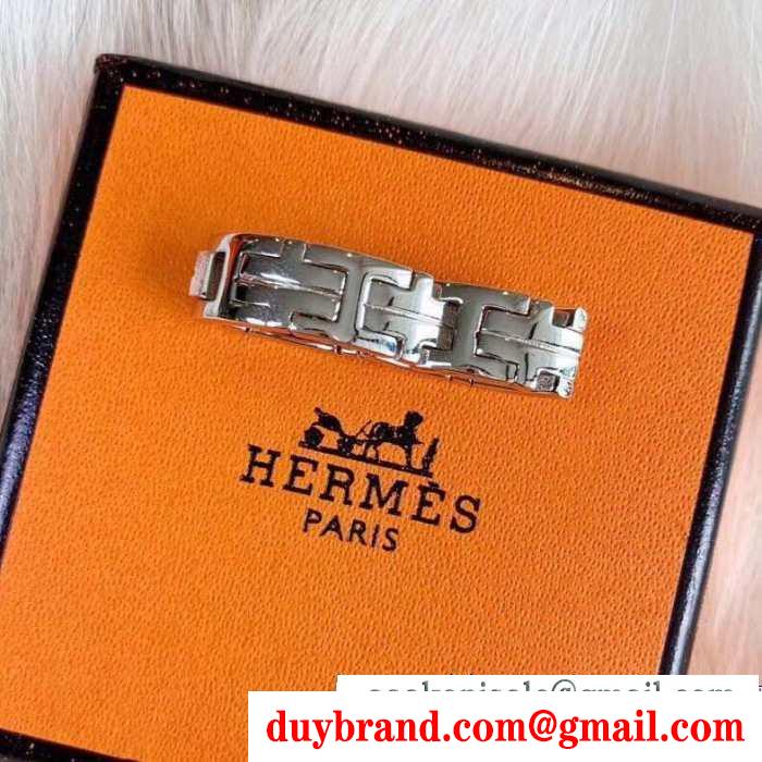 冬ファッションコーデの幅も広がる リング/指輪 真冬でおしゃれに着こなす エルメス hermes 秋冬おしゃれをより楽しませる