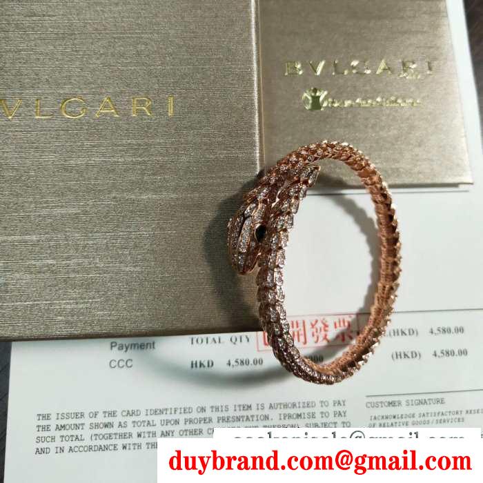 3色可選 街のおしゃれさんも愛用 ブルガリ BVLGARI 秋冬ファッションを明るくなる ブレスレット 2019秋冬におすすめ着こなし