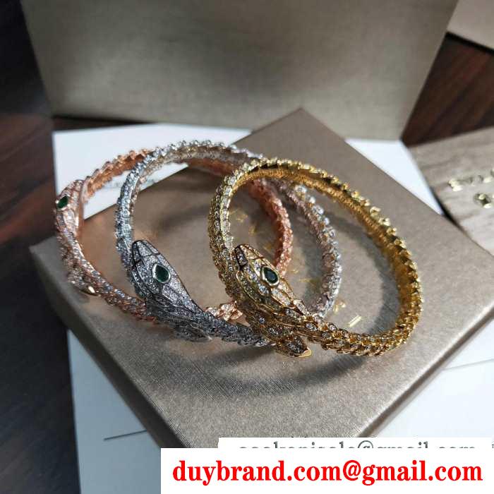 3色可選 街のおしゃれさんも愛用 ブルガリ BVLGARI 秋冬ファッションを明るくなる ブレスレット 2019秋冬におすすめ着こなし