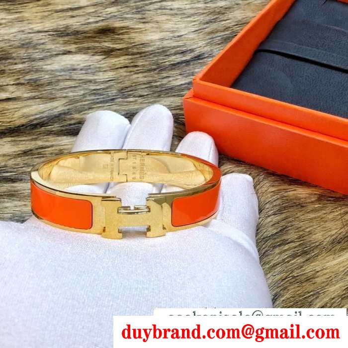 多色可選 着回し力の高いが魅力 ブレスレット 秋冬コーデを鮮やかに彩る エルメス hermes 秋冬っぽいおしゃれを楽しめる