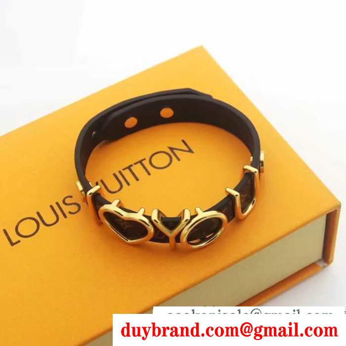 今年らしいトレンド感のある着こなし ルイ ヴィトン louis vuitton 落ち着いたコーデが楽しもう ブレスレット 2019秋冬におすすめ着こなし