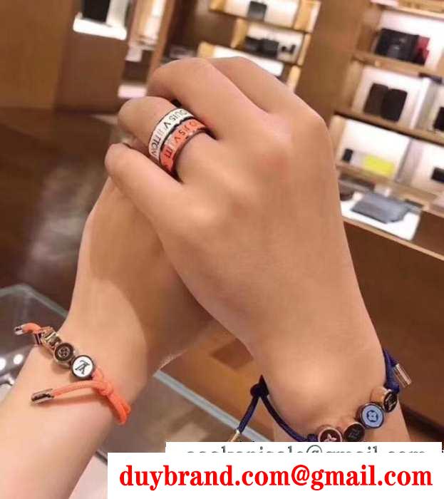 ルイ ヴィトン LOUIS VUITTON 秋のコーデで使いやすい ブレスレット 一気にトレンド感が出す 4色可選 秋冬コーデの大本命