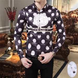 Áo sơ mi Versace Versace tọa độ mùa đông cũng sẽ khiến chúng trở thành những thứ cần thiết cho mùa thu / mùa đông thanh lịch 2019