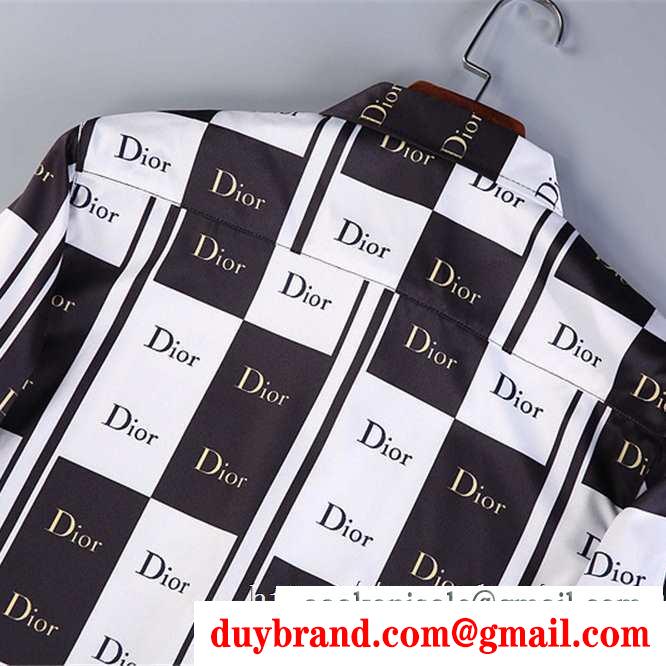 シャツ 2019秋冬におしゃれな着こなし 普段使いもオフィスもok ディオール dior