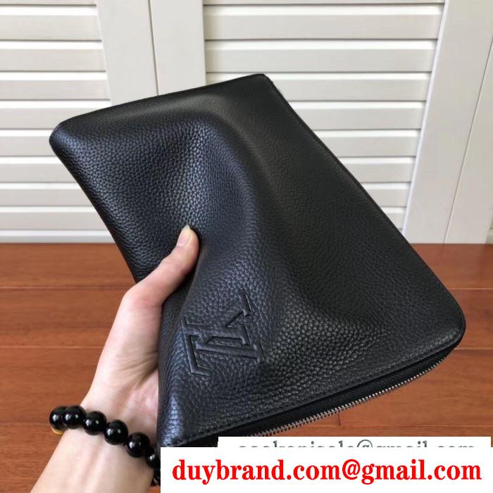 ポーチ 秋のコーデで使いやすい ルイ ヴィトン 遊び心たっぷり秋冬コーデ louis vuitton 秋冬コーデに合わせやすい