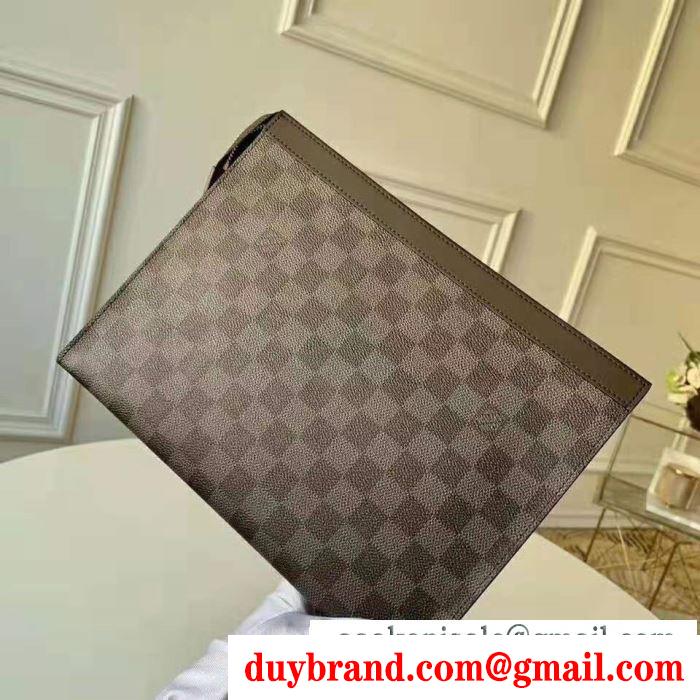ポーチ 秋冬ファッションに合わせたい ルイ ヴィトン 日々のスタイリングの幅をもっと広げる louis vuitton 上品な秋冬コーデに仕上げる