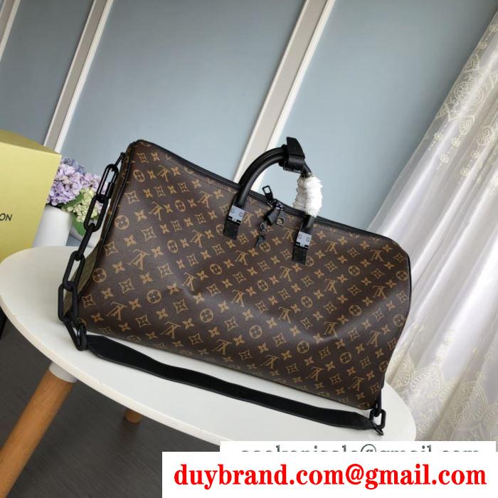 LOUIS vuitton 秋冬カジュアルの定番 ルイ ヴィトン 着回し力の高いが魅力 スーツケース 秋冬っぽいおしゃれを楽しめる