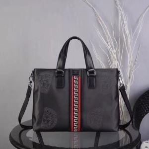 Versace Winter Corde Versace tuyệt đẹp tạo ra một chiếc túi xách hàng hóa dễ thương và dễ dàng với phong cách giống như trong mùa đông _ Versace Versace_ Thương hiệu giá rẻ 