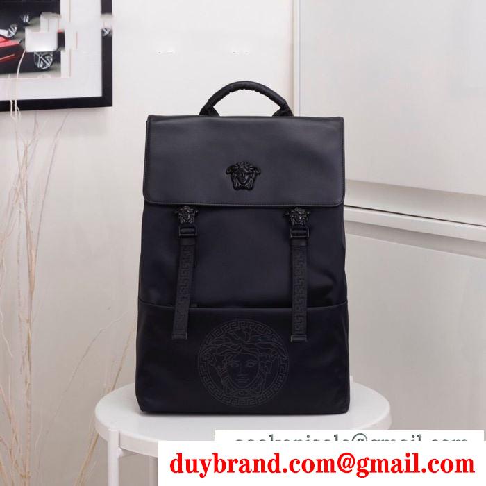 落ち着いた秋冬ファッションを楽しむ ヴェルサーチ 普段使いもオフィスもok versace リュック 簡単に秋冬の雰囲気を演出