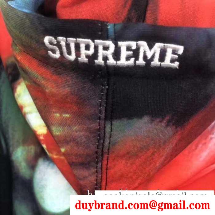 シュプリーム 秋冬ファッションの決め手  SUPREME 冬の最旬コーデに仕上げる パーカー 秋冬ファッションのマストアイテム