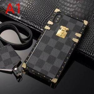 Louis Vuitton Louis Vuitton Mo...