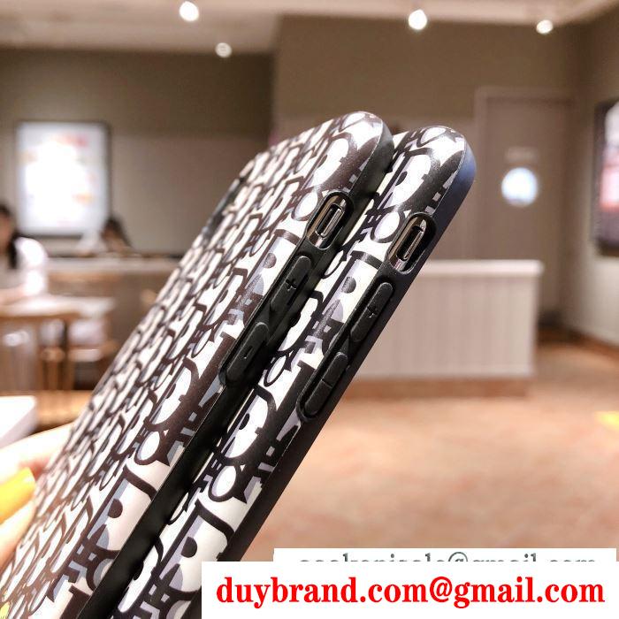 2色可選 ディオール dior ケータイケース 秋冬らしいカジュアルな雰囲気を持つ 2019秋冬におすすめ着こなし