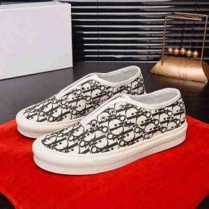 Dior Dior Dior giới thiệu xu h...