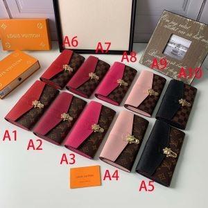 LOUIS Vuitton Wallet/Winter Fa...